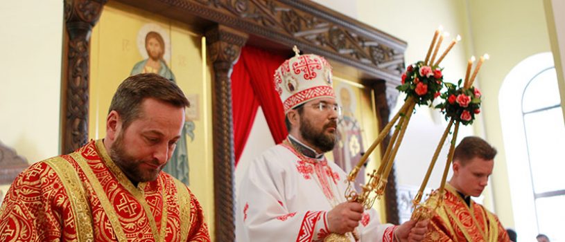 В день престольного праздника епископ Серафим совершил всенощное бдение и Божественную литургию в кафедральном соборе