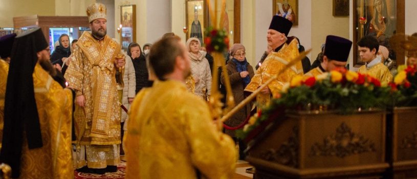 В канун престольного праздника кафедрального собора епископ Серафим совершил всенощное бдение