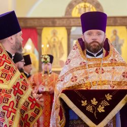 Кафедральный собор Бобруйска отпраздновал день памяти святителя Николая и 15-летие освящения
